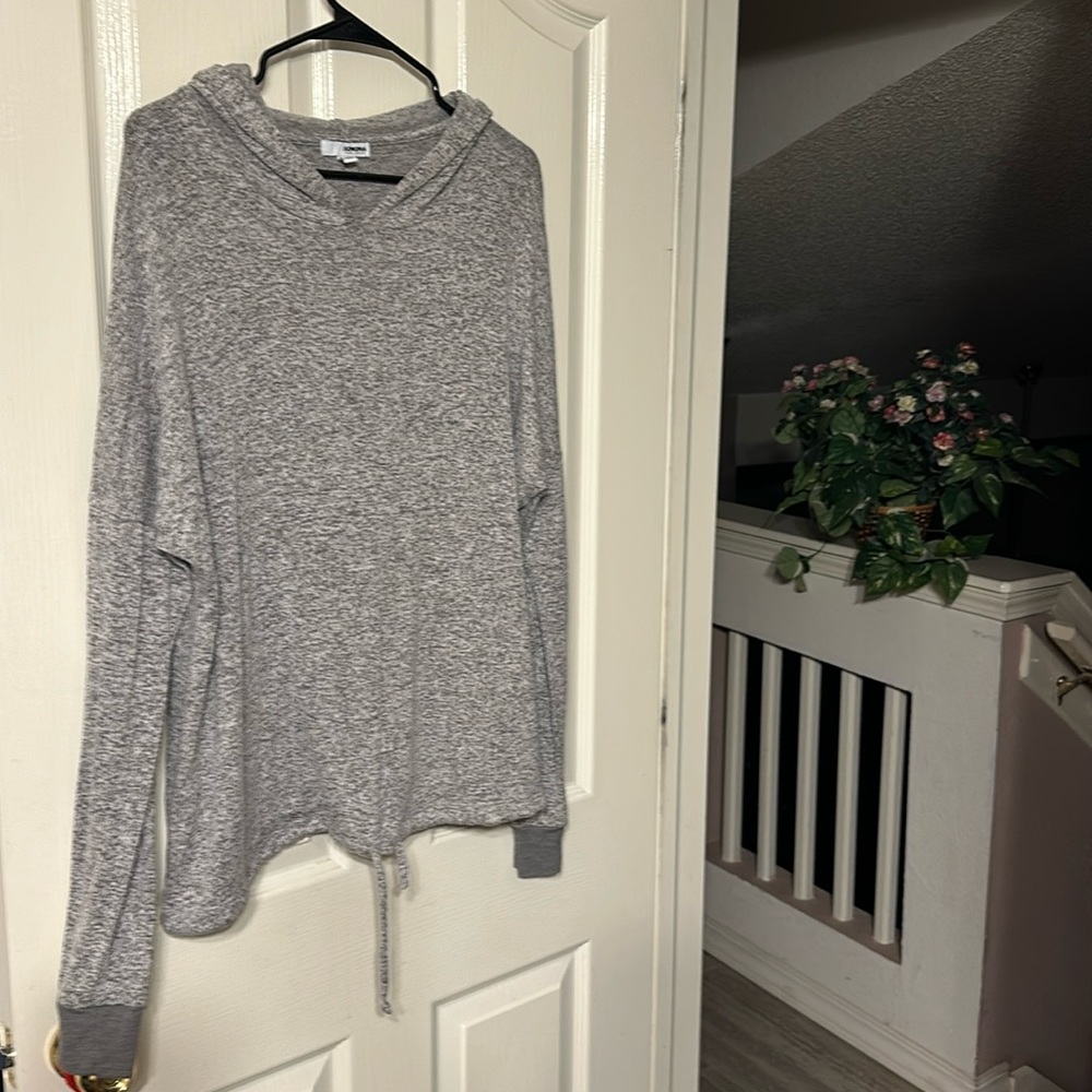 Sonoma lightweight hooded pullover